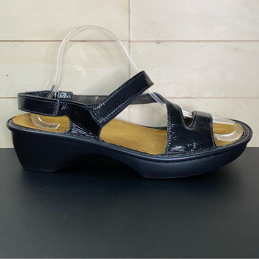 Naot Paris Papaya Sandals Women's Size 11 Shoes Black Leather EU42